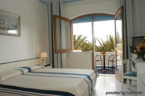 Hotel Azzolini Villagrazia Di Carini Quarto foto